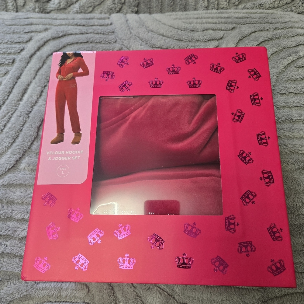 Juicy Couture Red Velour Track Jacket And Pants Size Large NWT